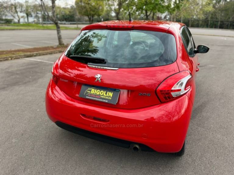 PEUGEOT - 208 - 2015/2015 - Vermelha - R$ 43.000,00