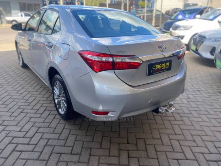 TOYOTA - COROLLA - 2016/2016 - Prata - R$ 90.000,00