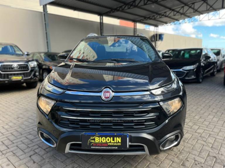 FIAT - TORO - 2021/2021 - Preta - R$ 124.000,00