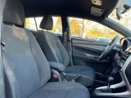 TOYOTA - YARIS - 2021/2021 - Prata - R$ 85.000,00