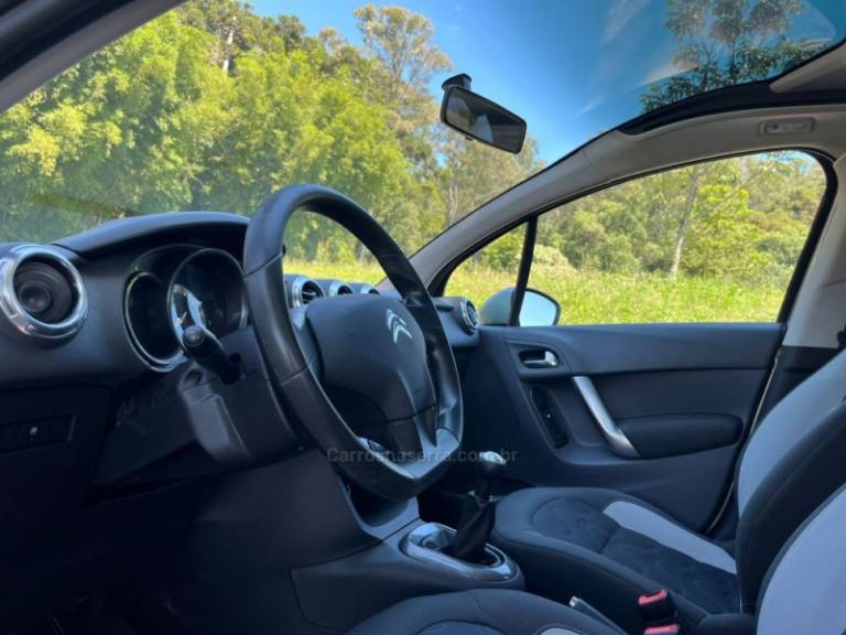 CITROËN - C3 - 2014/2014 - Prata - R$ 40.000,00