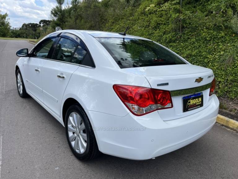 CHEVROLET - CRUZE - 2013/2013 - Branca - R$ 62.000,00