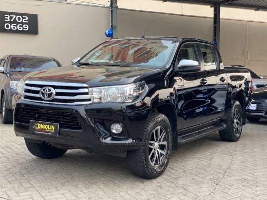 TOYOTA - HILUX - 2018/2018 - Preta - R$ 185.000,00