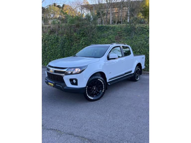 CHEVROLET - S10 - 2021/2021 - Branca - R$ 162.000,00