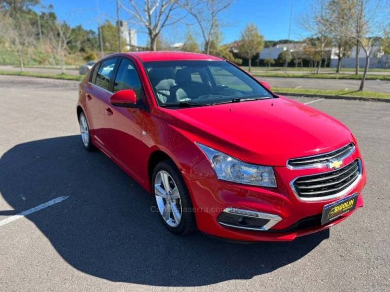 CHEVROLET - CRUZE - 2015/2015 - Vermelha - R$ 68.000,00