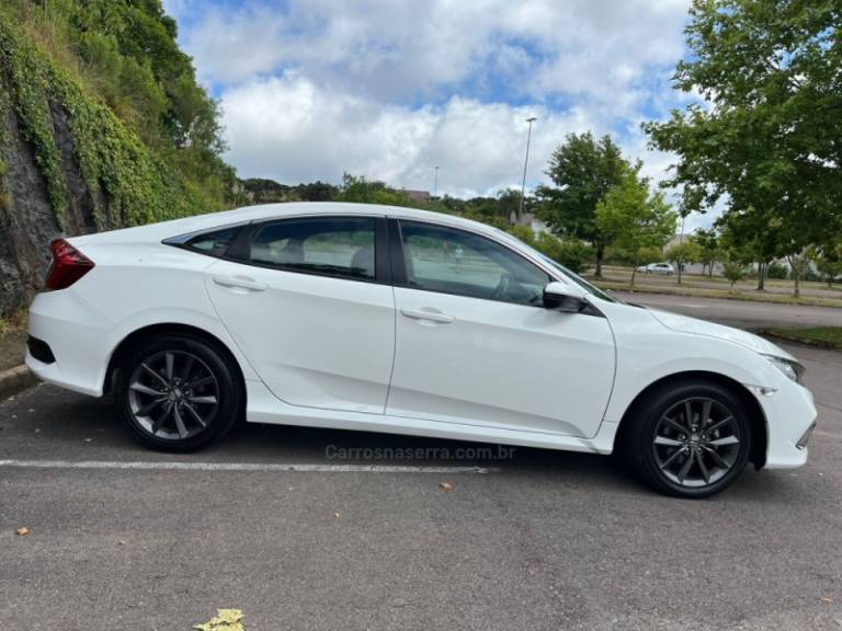 HONDA - CIVIC - 2020/2020 - Branca - R$ 121.000,00