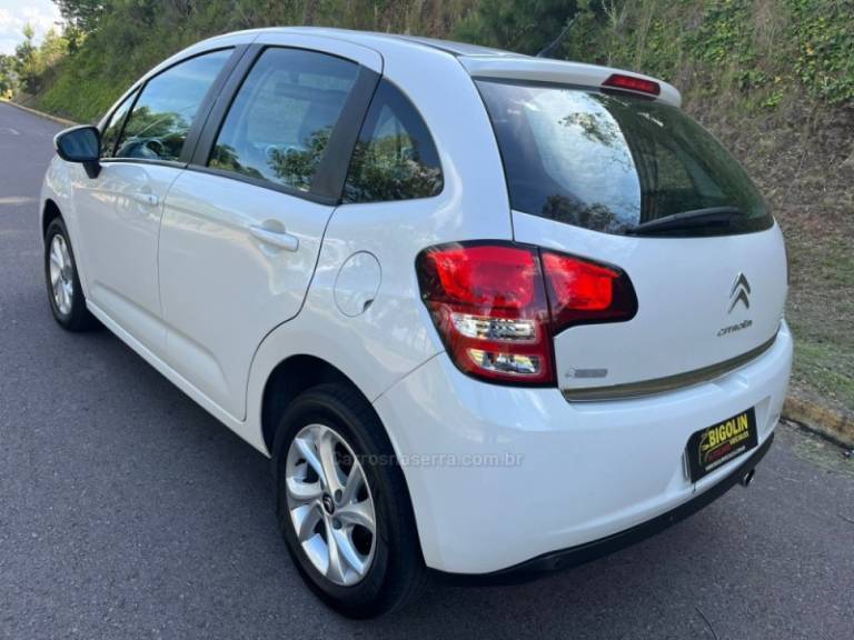 CITROËN - C3 - 2015/2015 - Branca - R$ 46.000,00