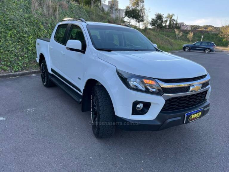 CHEVROLET - S10 - 2021/2021 - Branca - R$ 162.000,00