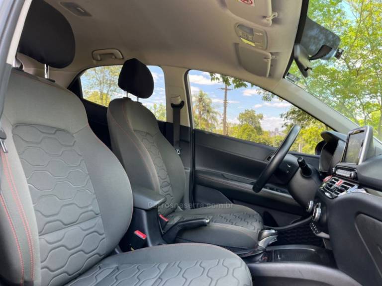 HYUNDAI - HB20X - 2020/2020 - Prata - R$ 84.000,00