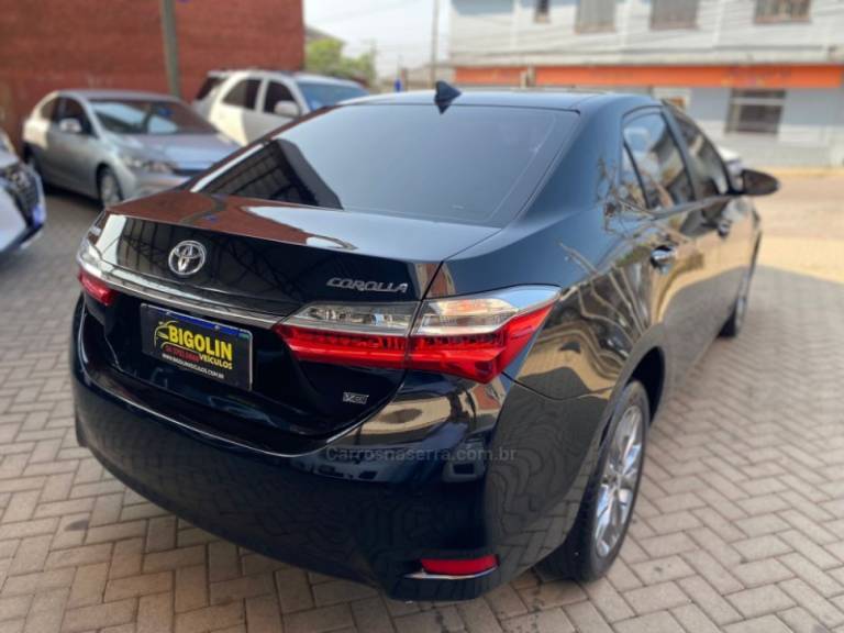 TOYOTA - COROLLA - 2019/2019 - Cinza - R$ 107.000,00