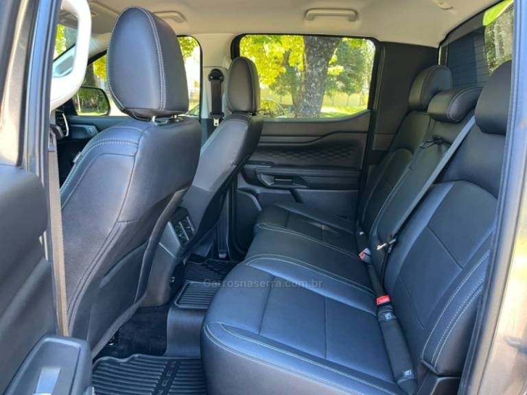 FORD - RANGER - 2025/2025 - Cinza - R$ 310.000,00
