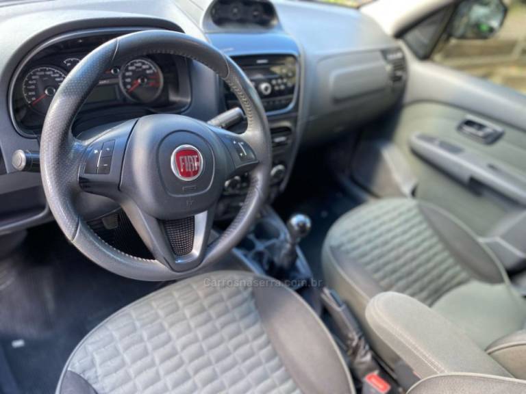 FIAT - PALIO - 2015/2015 - Verde - R$ 52.000,00