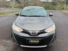 TOYOTA - YARIS - 2020/2020 - Cinza - R$ 83.000,00