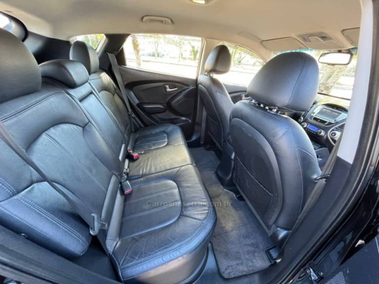 HYUNDAI - IX35 - 2011/2011 - Preta - R$ 61.000,00