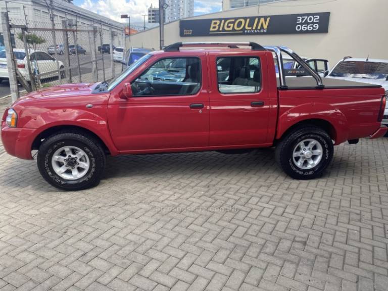 NISSAN - FRONTIER - 2003/2003 - Vermelha - R$ 69.000,00