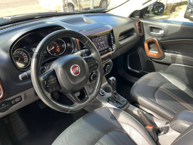 FIAT - TORO - 2021/2021 - Preta - R$ 124.000,00