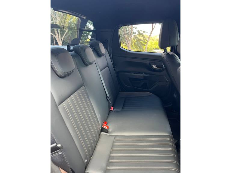 FIAT - STRADA - 2023/2023 - Prata - R$ 122.000,00