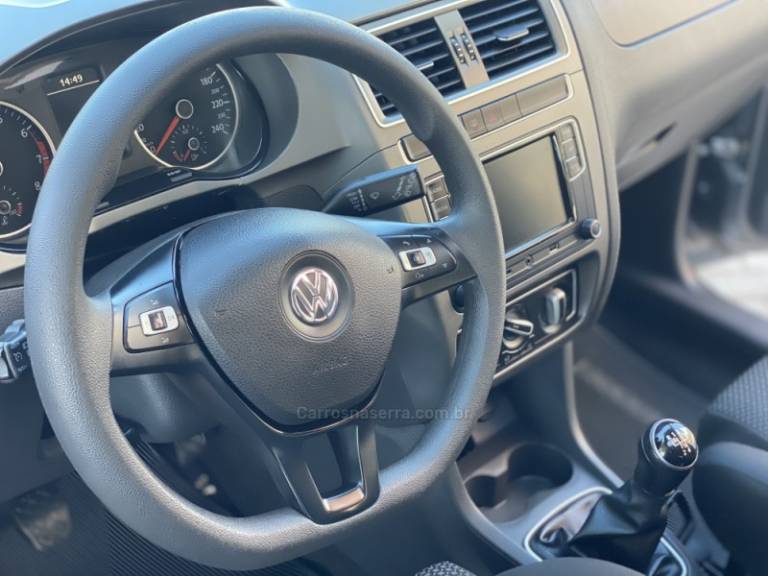 VOLKSWAGEN - FOX - 2019/2019 - Cinza - R$ 64.000,00