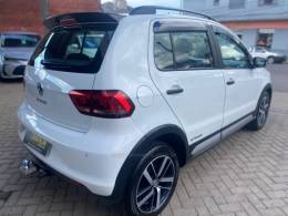 VOLKSWAGEN - FOX - 2018/2018 - Branca - R$ 62.000,00