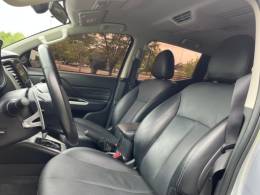 MITSUBISHI - L200 TRITON - 2023/2023 - Prata - R$ 205.000,00