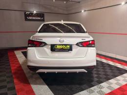 NISSAN - VERSA - 2024/2024 - Branca - R$ 109.000,00