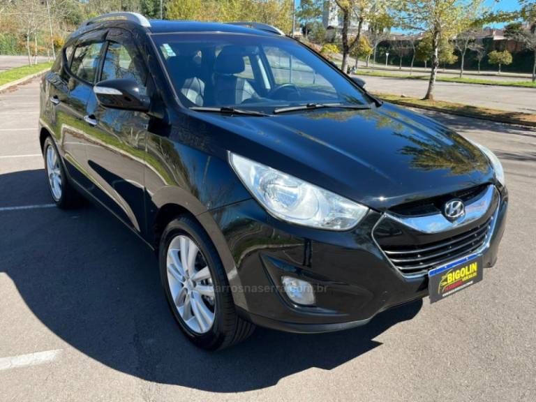 HYUNDAI - IX35 - 2011/2011 - Preta - R$ 61.000,00