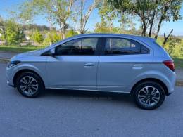 CHEVROLET - ONIX - 2016/2016 - Prata - R$ 61.000,00