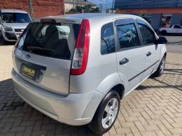 FORD - FIESTA - 2009/2009 - Prata - R$ 26.000,00