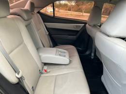 TOYOTA - COROLLA - 2018/2018 - Preta - R$ 94.000,00