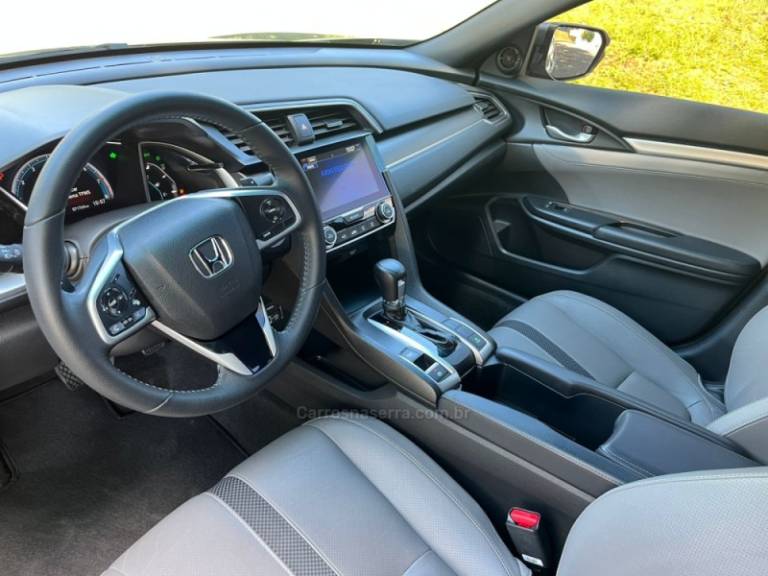 HONDA - CIVIC - 2021/2021 - Cinza - R$ 134.000,00