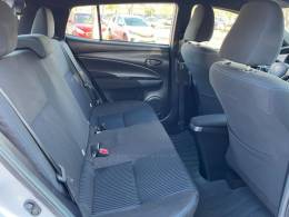 TOYOTA - YARIS - 2021/2021 - Prata - R$ 85.000,00
