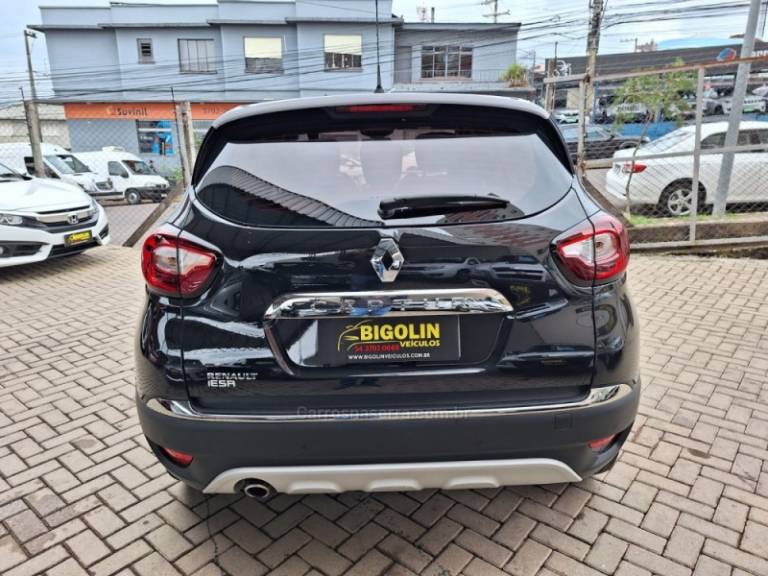 RENAULT - CAPTUR - 2020/2020 - Preta - R$ 83.000,00