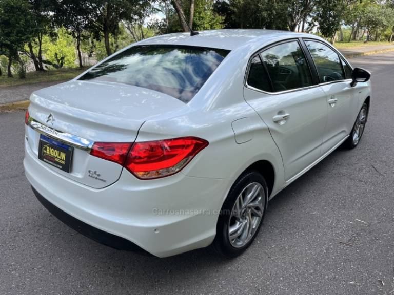 CITROËN - C4 LOUNGE - 2014/2014 - Branca - R$ 49.000,00