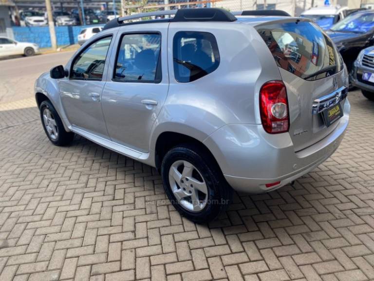 RENAULT - DUSTER - 2013/2013 - Prata - R$ 50.900,00