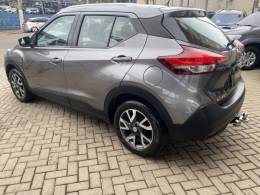 NISSAN - KICKS - 2019/2019 - Prata - R$ 82.000,00