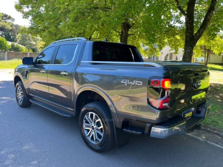 FORD - RANGER - 2025/2025 - Cinza - R$ 310.000,00