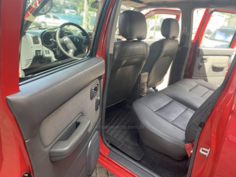 NISSAN - FRONTIER - 2003/2003 - Vermelha - R$ 69.000,00