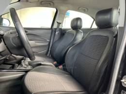 CHEVROLET - ONIX - 2018/2018 - Preta - R$ 65.000,00