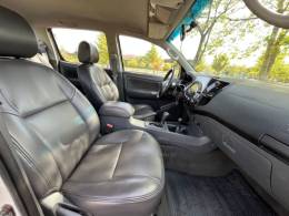 TOYOTA - HILUX - 2013/2013 - Branca - R$ 117.000,00