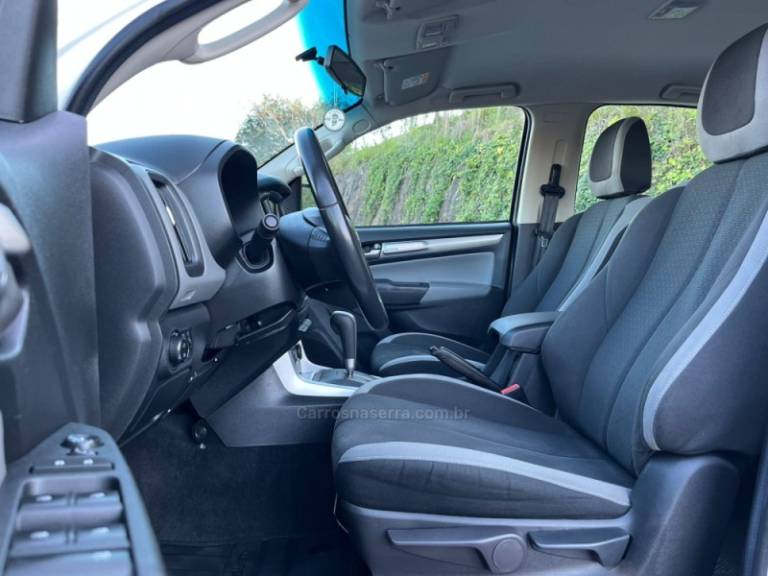 CHEVROLET - S10 - 2021/2021 - Branca - R$ 162.000,00