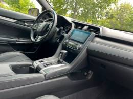 HONDA - CIVIC - 2020/2020 - Branca - R$ 121.000,00