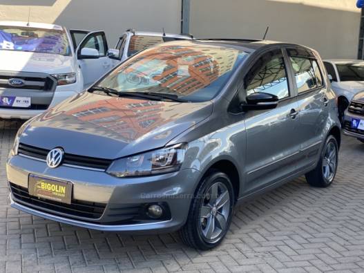 VOLKSWAGEN - FOX - 2019/2019 - Cinza - R$ 64.000,00