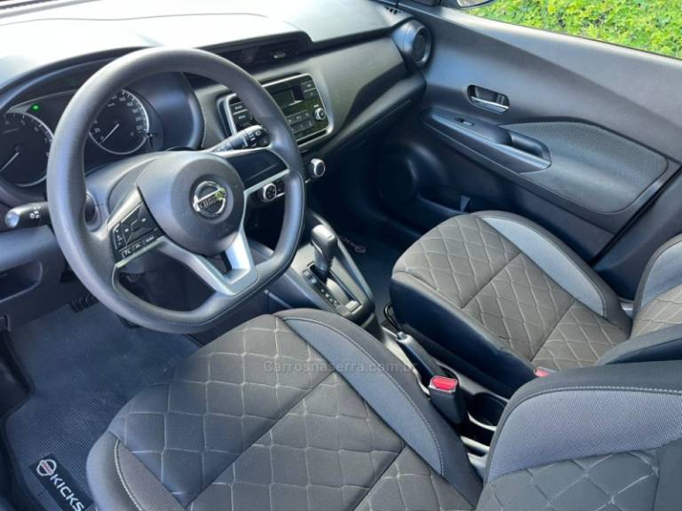 NISSAN - KICKS - 2019/2019 - Prata - R$ 82.000,00
