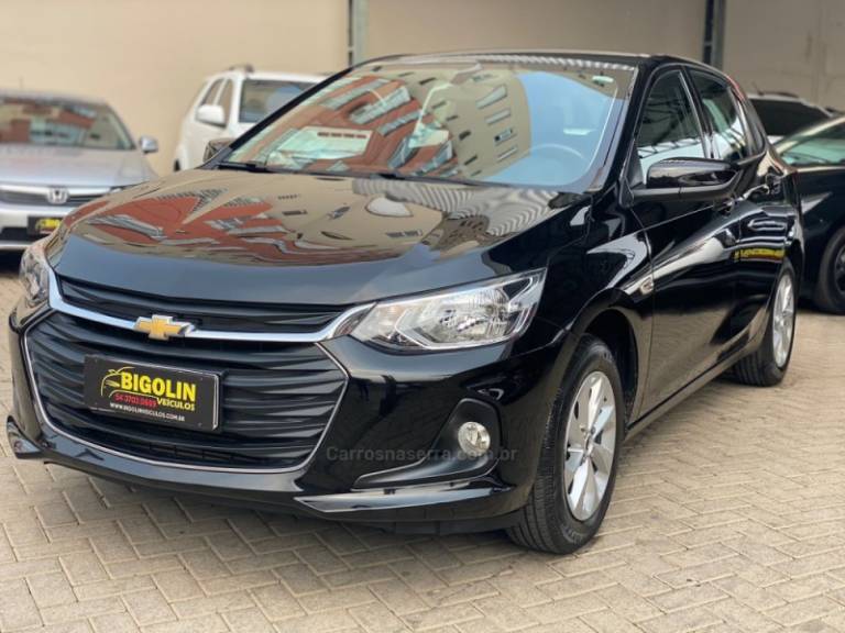 CHEVROLET - ONIX - 2020/2020 - Preta - R$ 77.000,00