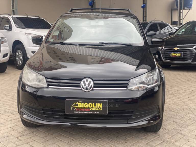 VOLKSWAGEN - SAVEIRO - 2014/2014 - Preta - R$ 48.000,00