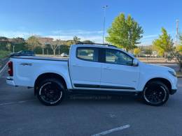 CHEVROLET - S10 - 2021/2021 - Branca - R$ 162.000,00