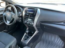 TOYOTA - YARIS - 2021/2021 - Prata - R$ 85.000,00
