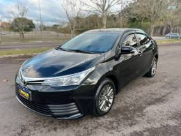 TOYOTA - COROLLA - 2018/2018 - Preta - R$ 94.000,00