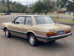 FORD - DEL REY - 1986/1986 - Dourada - R$ 30.000,00