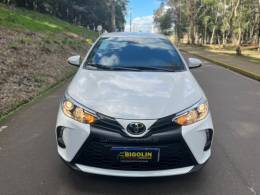 TOYOTA - YARIS - 2025/2025 - Branca - R$ 113.000,00